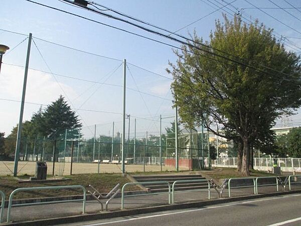 画像28:公園「新福寺公園まで610m」