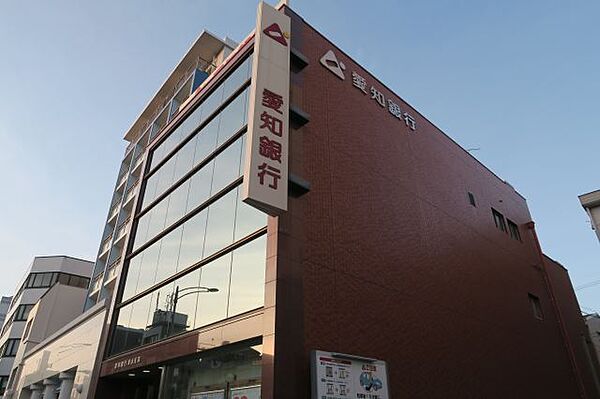画像26:銀行「愛知銀行まで390m」