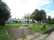 公園「玉塚南公園まで160m」