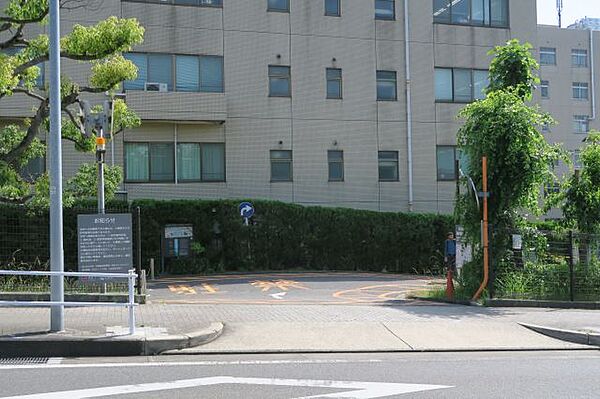 画像14:大学「名古屋大学　8・9号館前ゲートまで1300m」