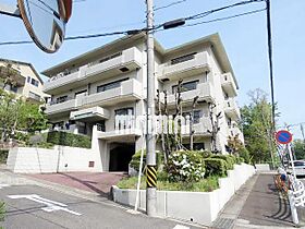 ＦＯＲＥＳＴ　ＩＮＮ元町  ｜ 愛知県名古屋市千種区東山元町６丁目（賃貸マンション2LDK・3階・77.80㎡） その1