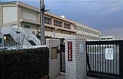 小学校「名古屋市立赤星小学校まで626m」