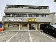 南側からの外観
