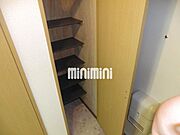 シューズボックス