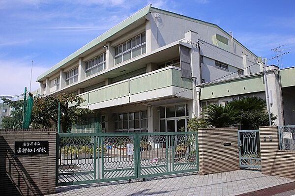 画像20:小学校「名古屋市立南押切小学校まで134m」