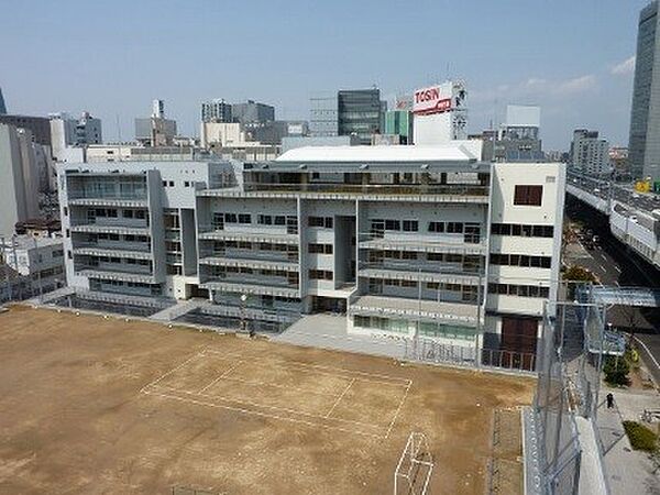 画像26:中学校「名古屋市立笹島中学校まで613m」