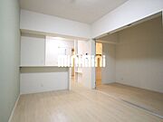 同型モデル