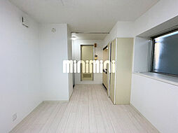 荒畑ハウス 1階ワンルームのリビング/ダイニング