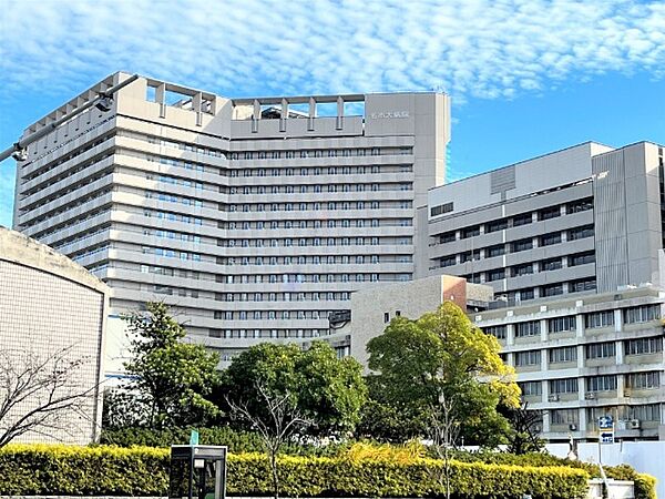 画像20:病院「名古屋市立大学病院まで1471m」