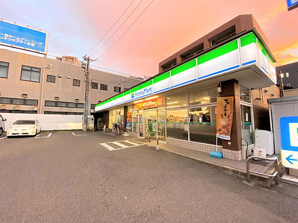 画像24:コンビニ「ファミリーマート昭和広見町二丁目店まで428m」