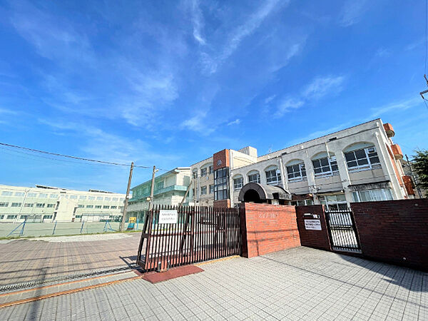 画像3:小学校「名古屋市立松栄小学校まで705m」