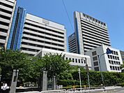 病院「名古屋市立大学病院まで200m」