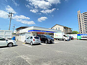 コンビニ「ローソン藤成通二丁目店まで123m」