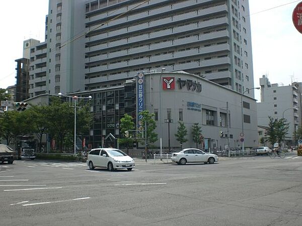 画像18:銀行「ヤマナカまで610m」
