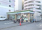 コンビニ「ファミリーマートたちばな店まで29m」