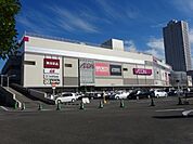 ショッピング施設「イオン熱田まで1100m」