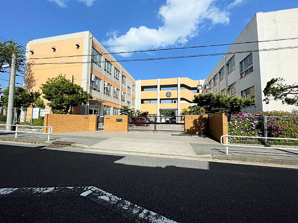 画像16:小学校「名古屋市立豊岡小学校まで1350m」