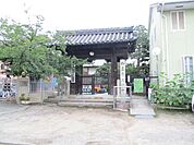 幼稚園、保育園「マハヤナ幼稚園まで1000m」