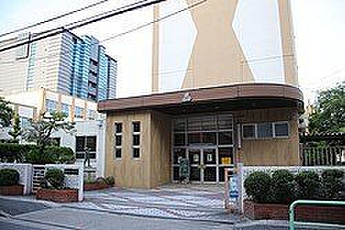 画像23:小学校「名古屋市立老松小学校まで428m」