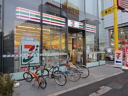 コンビニ「セブンイレブンまで190m」