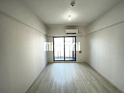 エス・キュート丸の内 1507 15階1Kのリビング/ダイニング