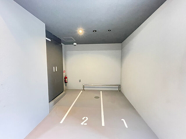 13 / 21