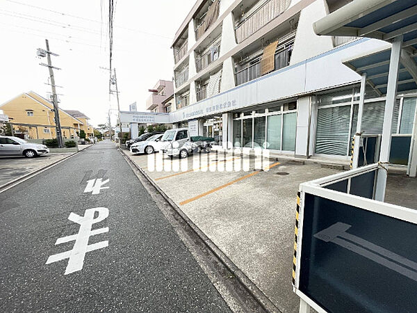 画像18:平面駐車場