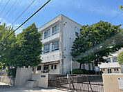 中学校「名古屋市立供米田中学校まで858m」