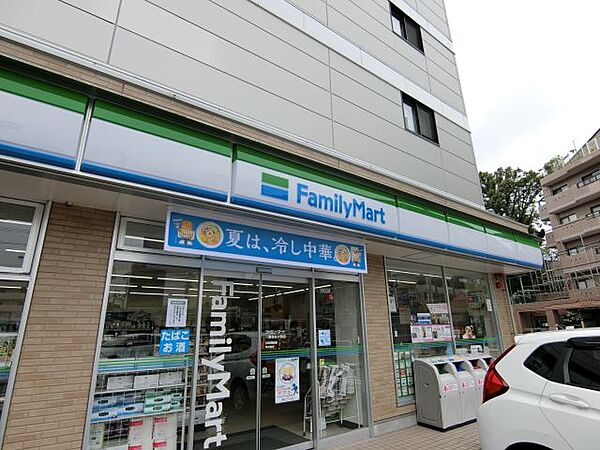 フェリア八事