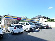 コンビニ「ミニストップまで580m」