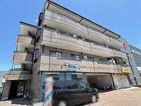 ファミールＩＢＩＣ  ｜ 愛知県名古屋市南区豊２丁目（賃貸マンション3LDK・3階・62.37㎡） その1