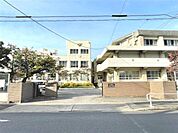 中学校「市立名南中学校まで330m」