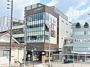 複合モール「ミュープラット神宮前まで1188m」