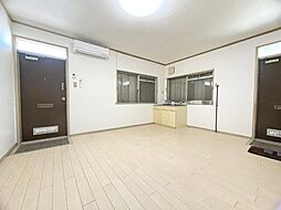 コーポわかくさ 1階ワンルームのリビング/ダイニング