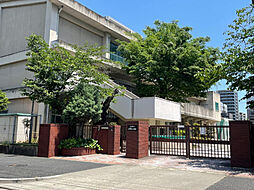 小学校「名古屋市立千早小学校まで624m」