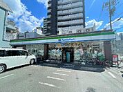 コンビニ「ファミリーマート名古屋千代田店まで286m」