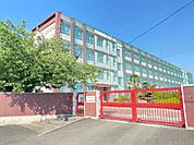 中学校「名古屋市立駒方中学校まで1959m」