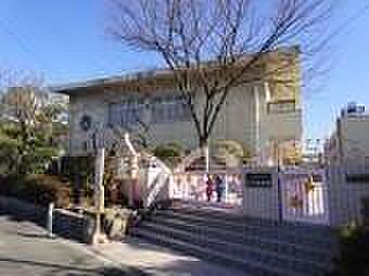 画像23:幼稚園、保育園「名古屋市立大高幼稚園まで606m」