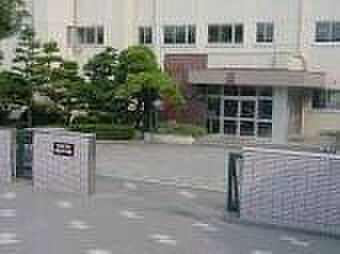 画像24:中学校「名古屋市立東陵中学校まで1040m」