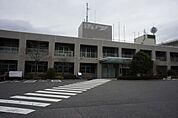 役所「長久手市役所まで1700m」