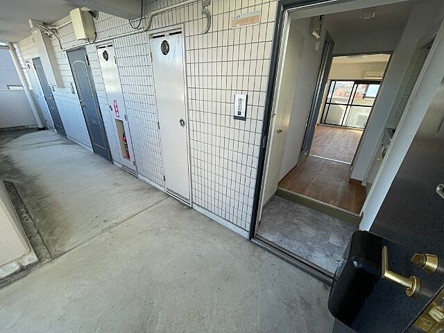 玄関