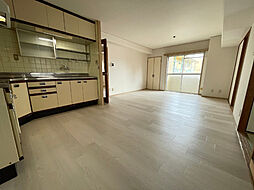 ユニーブル植田パークマンション 3階3LDKのリビング/ダイニング