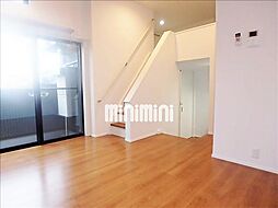 シャンフェルト原 2階ワンルームのリビング/ダイニング