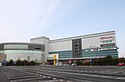 ショッピング施設「イオンモール木曽川まで980m」