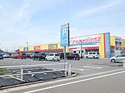複合モール「ザ・チャレンジハウスまで1200m」