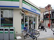 コンビニ「ファミリーマートまで480m」