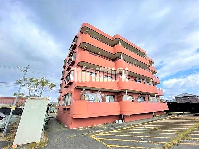 3 / 22