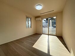 カーサＴＥＮ 1階1LDKのリビング/ダイニング