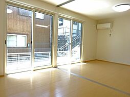 グレイス 1階2LDKのリビング/ダイニング