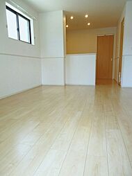 ベル・グレイス 1階1LDKのリビング/ダイニング